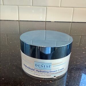 HydroShield Hydrating Dream Cream - White and Silver